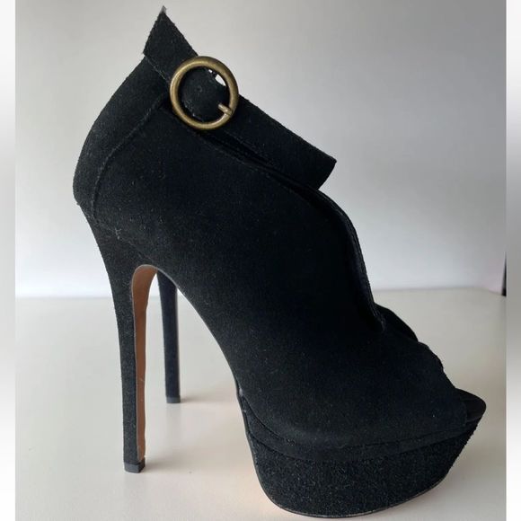 Betsey Johnson Shoes - RARE! Betsey Johnson Black Heels Shoes Elianna Suede Platform Pump Women's 005